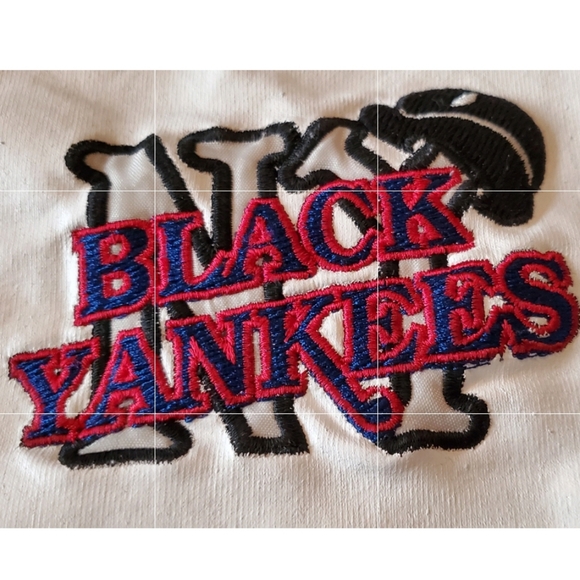 Black Heritage shirt - Picture 3 of 4